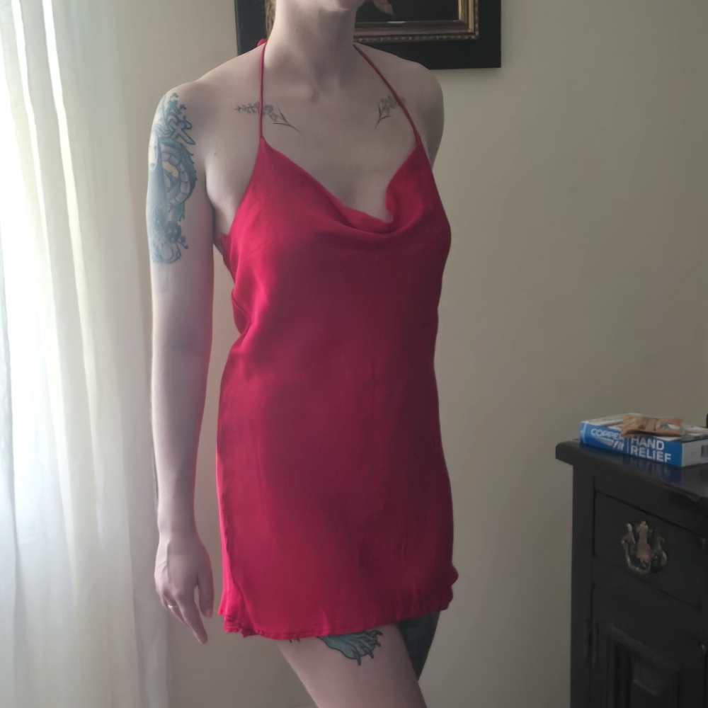 💃🏻 ZARA Silky Halter Dress 💃🏻